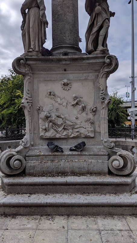 Holy Trinity Column-布拉迪斯拉发必去景点
