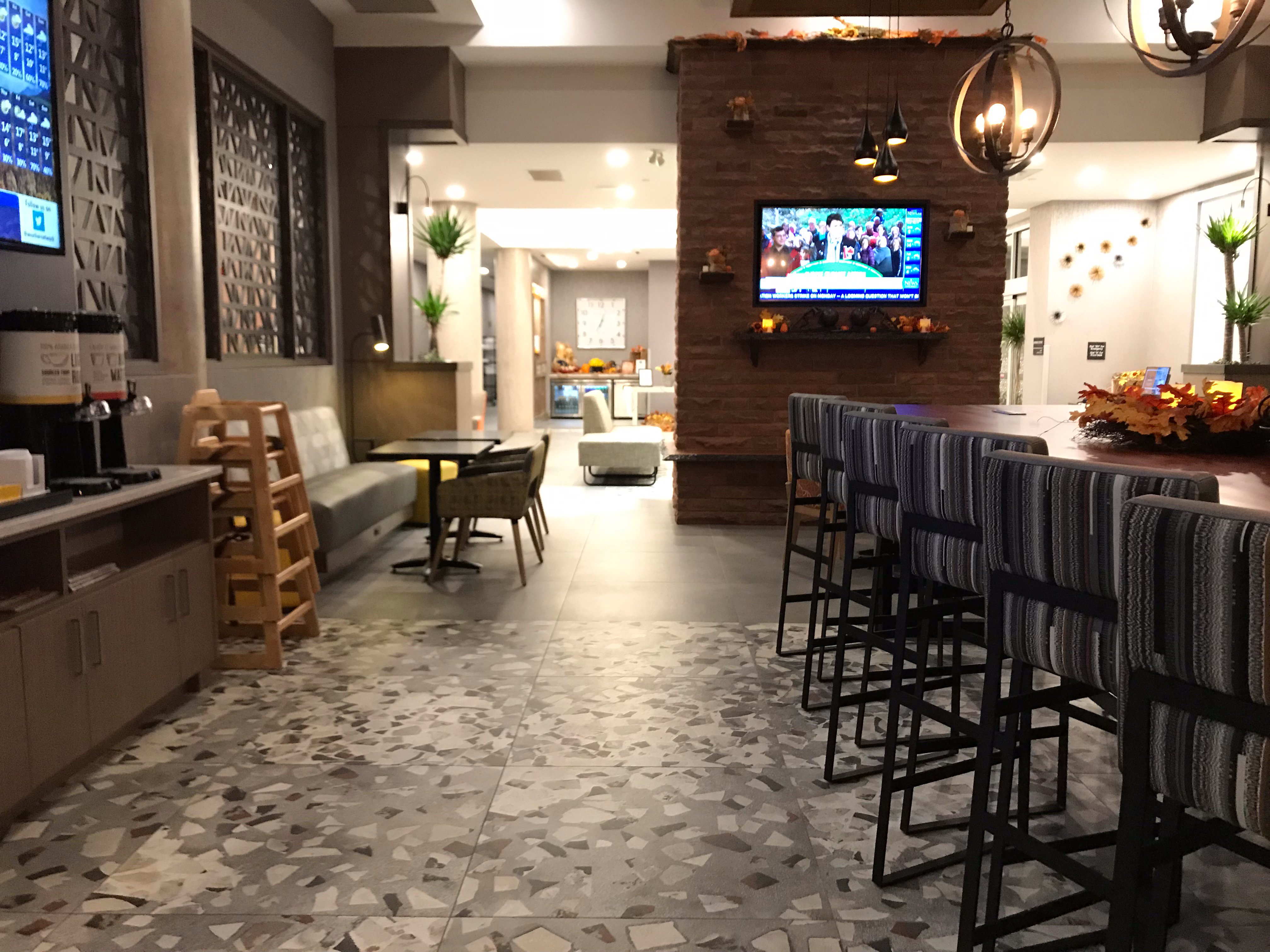 Hampton Inn & Suites By Hilton Charlottetown, Pei-餐饮