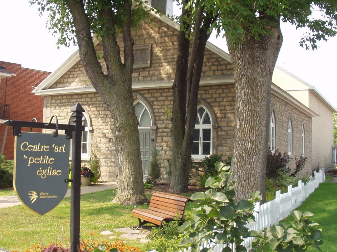 Saint-Eustache旅游景点-Le Centre D'art La Petite Eglise