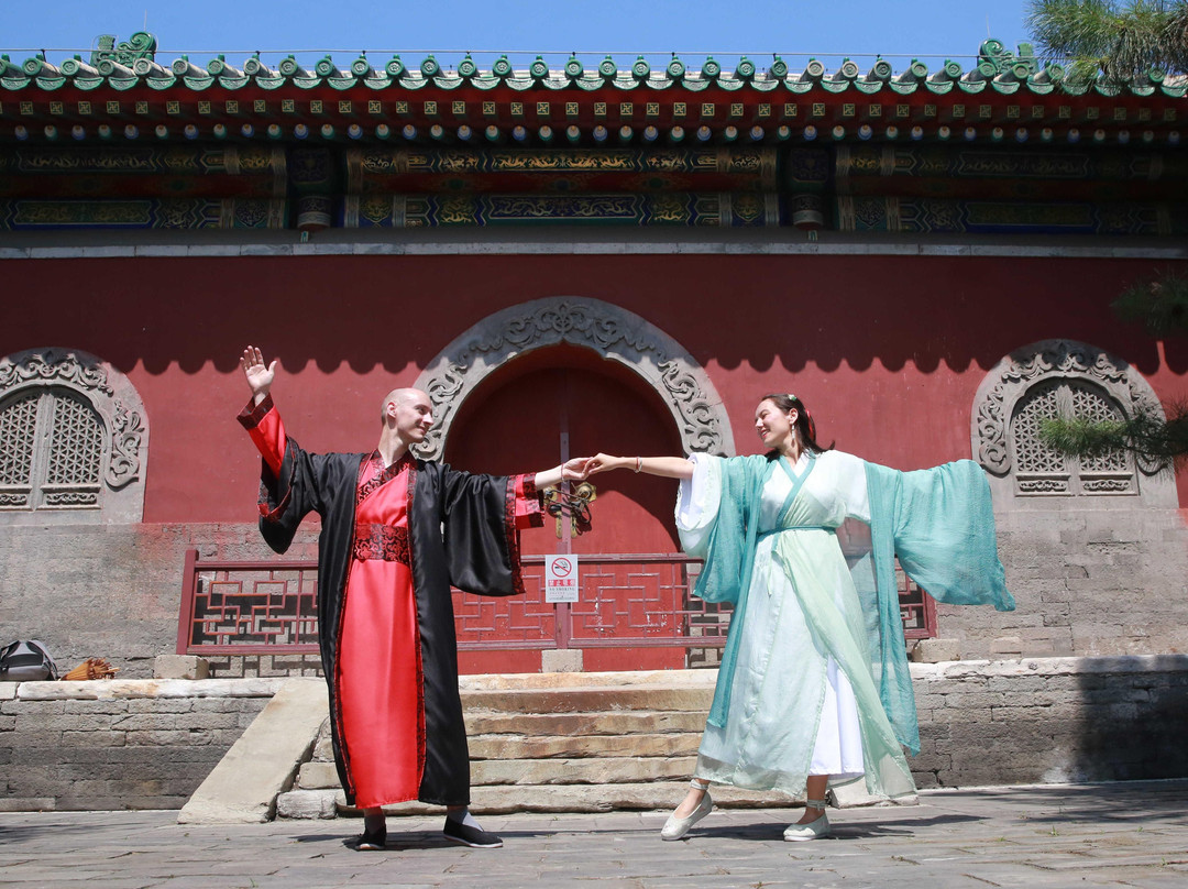 Experience Beijing with Arti&Vivi【Photoshoot+Citywalk+Foodclass】-北京市必去景点