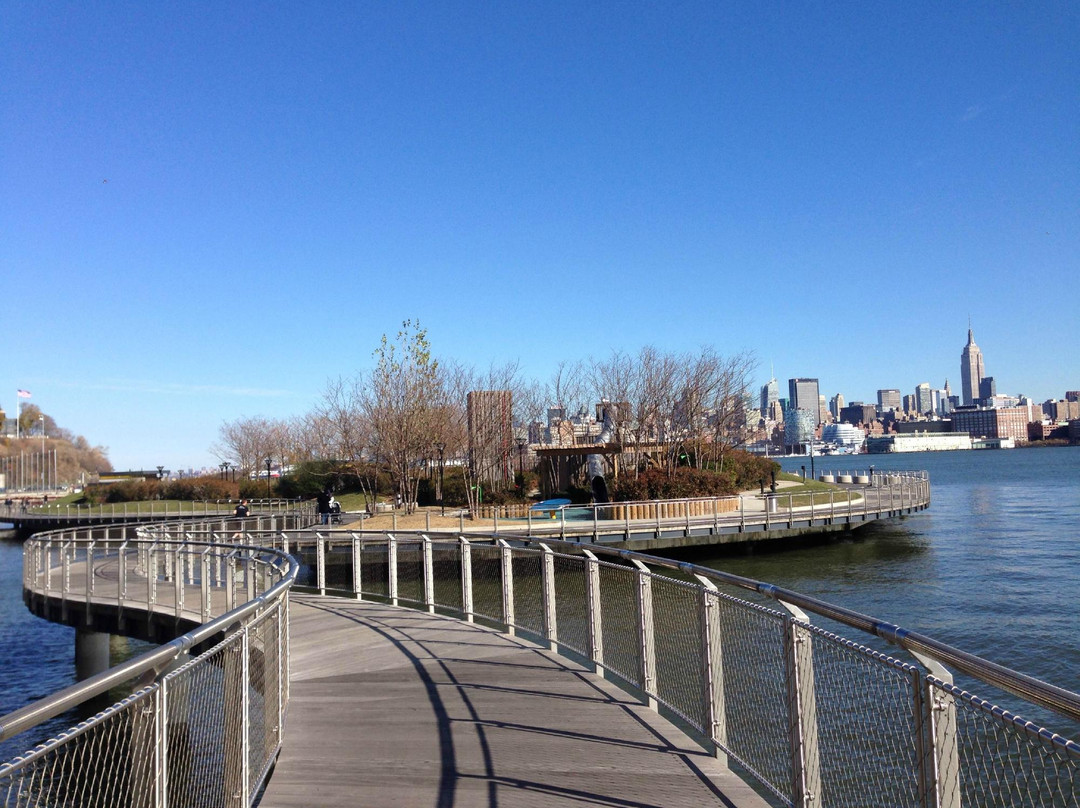 Pier A Park景点图片