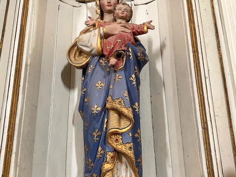 Eglise Saint-Pierre-Civray必去景点