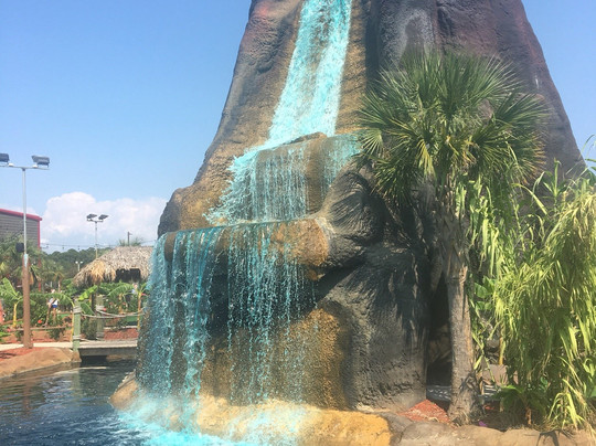 Arcadian Shores旅游景点-Aloha Mini Golf