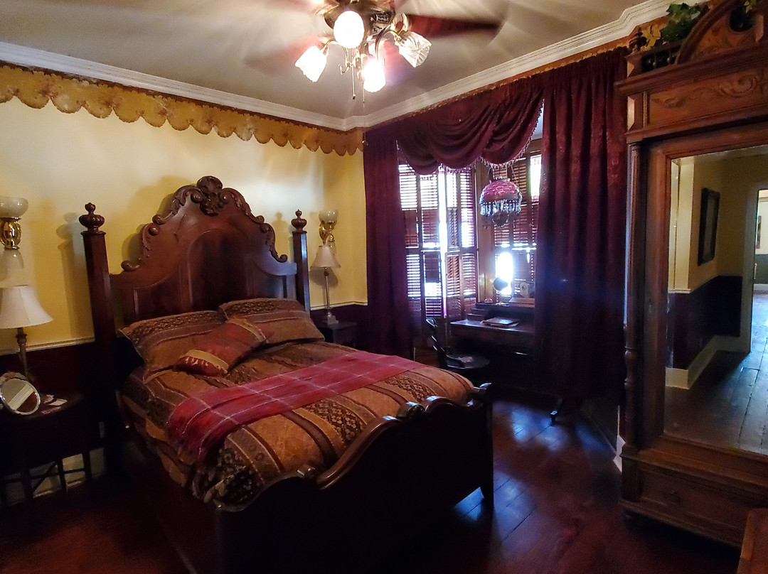 Dutch Flat Hotel主图