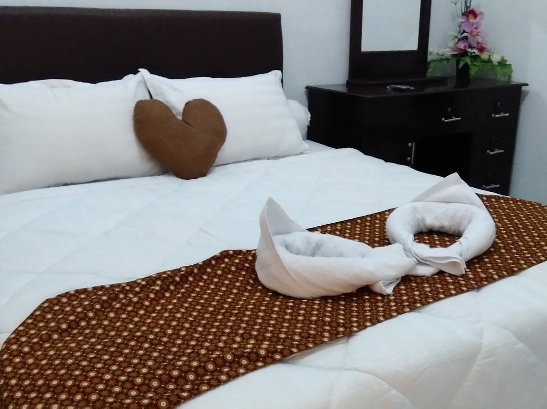 Adela Family Homestay, Salon & Spa