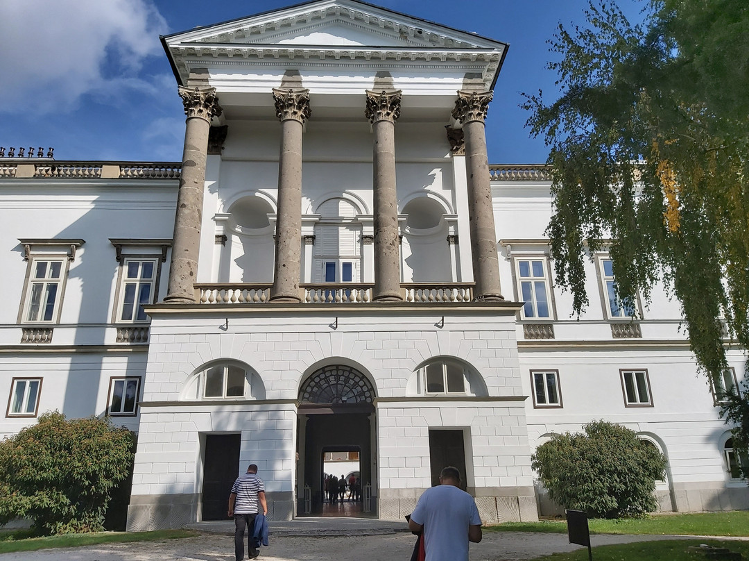 Chateau Topolcianky-Topolcianky必去景点