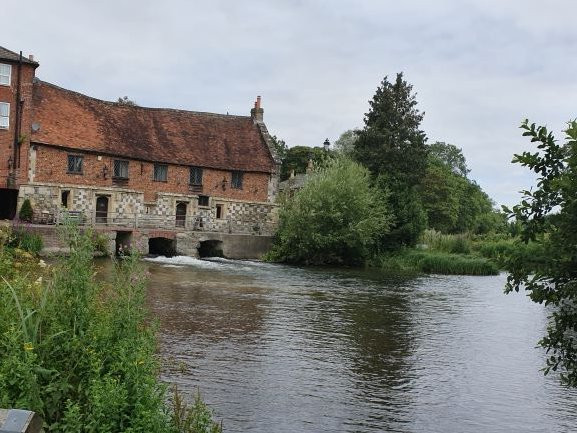 Salisbury Old Mill House主图
