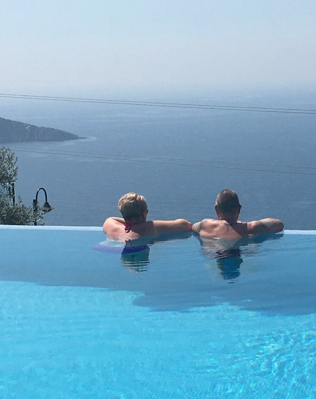 The Mediteran Hotel主图