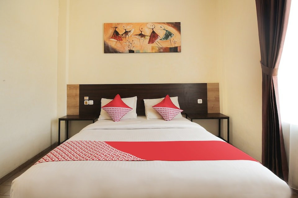 OYO 1017 Regency Hotel主图