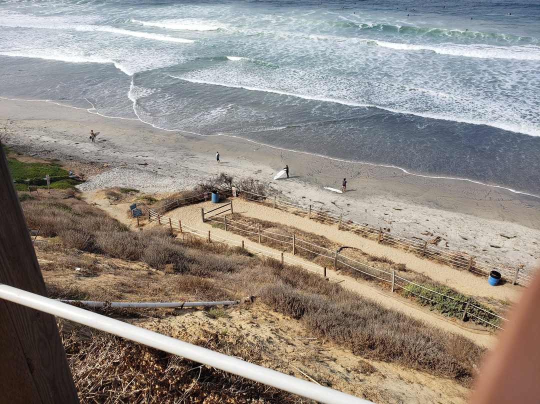 Beacon's Beach-恩西尼塔斯必去景点
