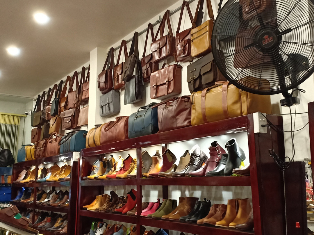 Tonic Shoes Shop-会安必去景点