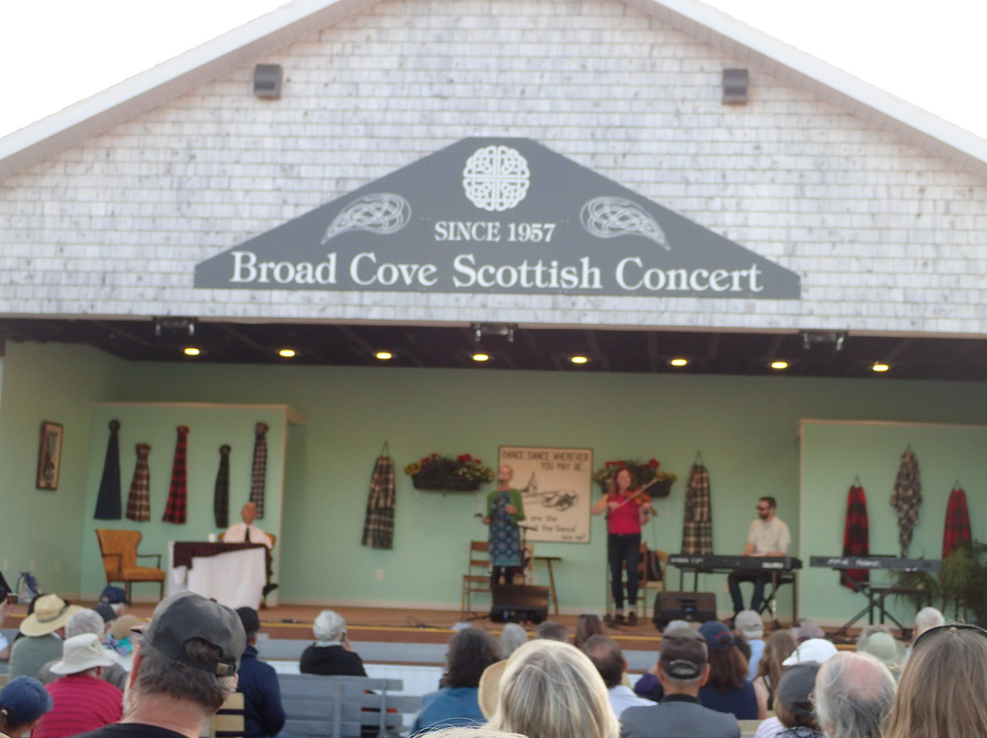 St Margaret of Scotland and Church Cemetery-Inverness必去景点