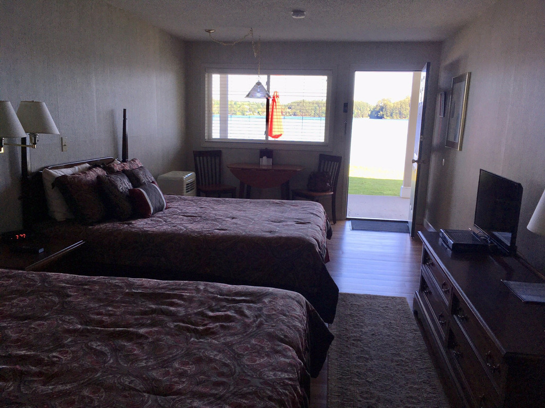 Island Pond Country Inn主图