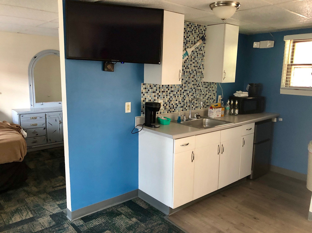 Carbone's Beachside Restaurant, Bar & Suites主图