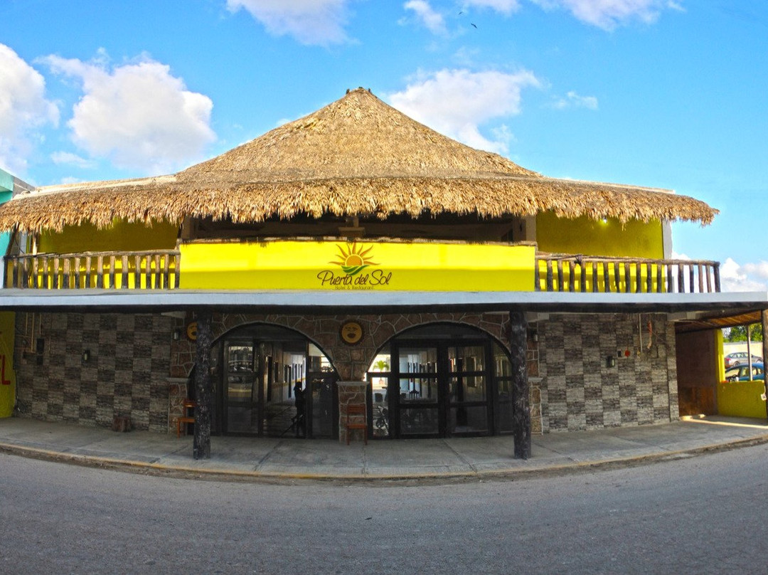 Hotel Puerta Del Sol主图