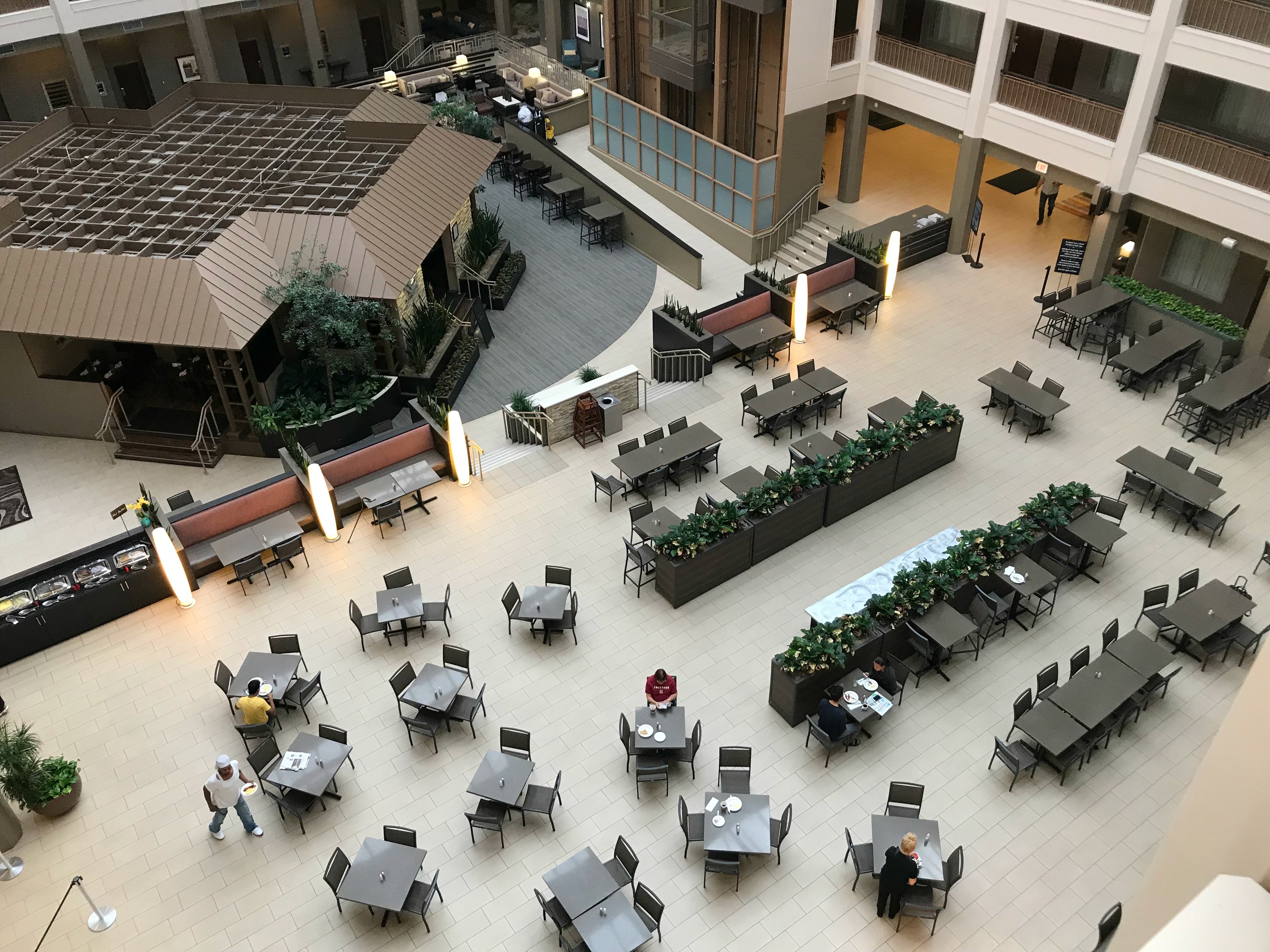 Embassy Suites by Hilton Chicago North Shore Deerfield-浴室