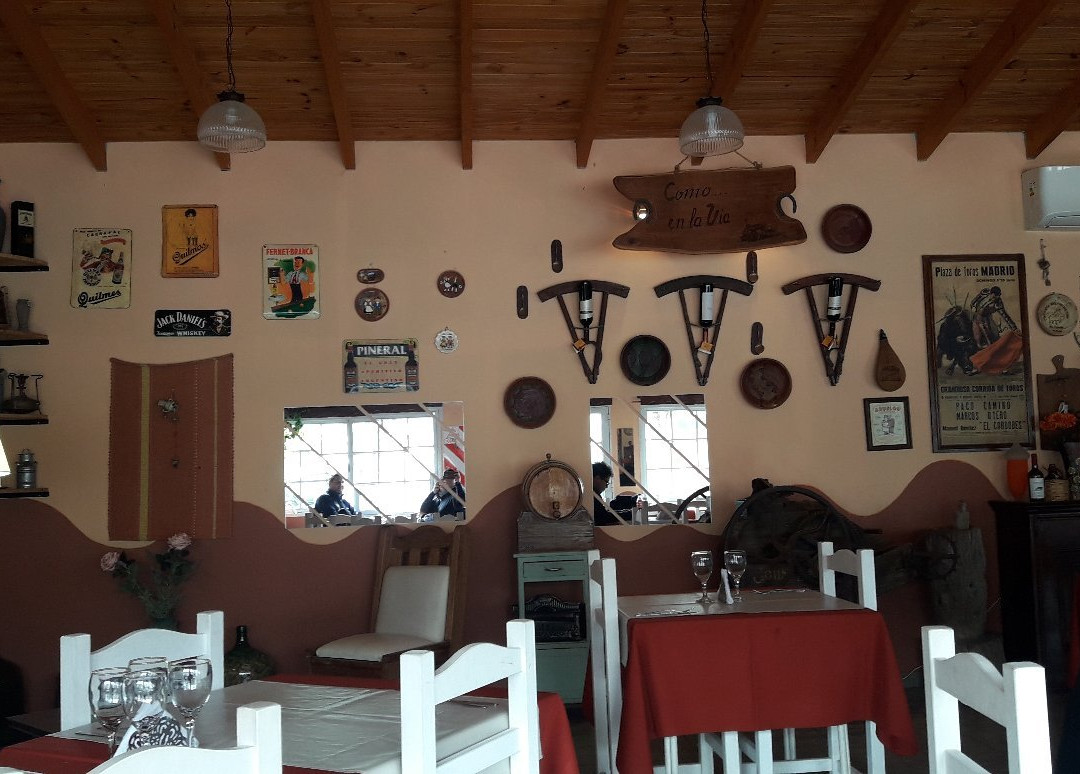 Province of La Pampa餐馆和美食-Como en la Barda