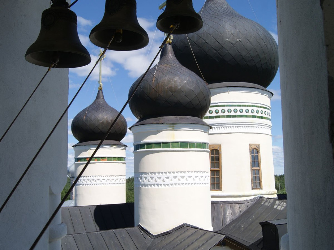 Holy Trinity Zelenets Monastery景点图片