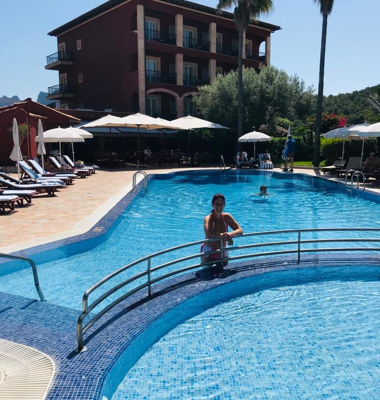 Hotel Cala Sant Vicenc主图