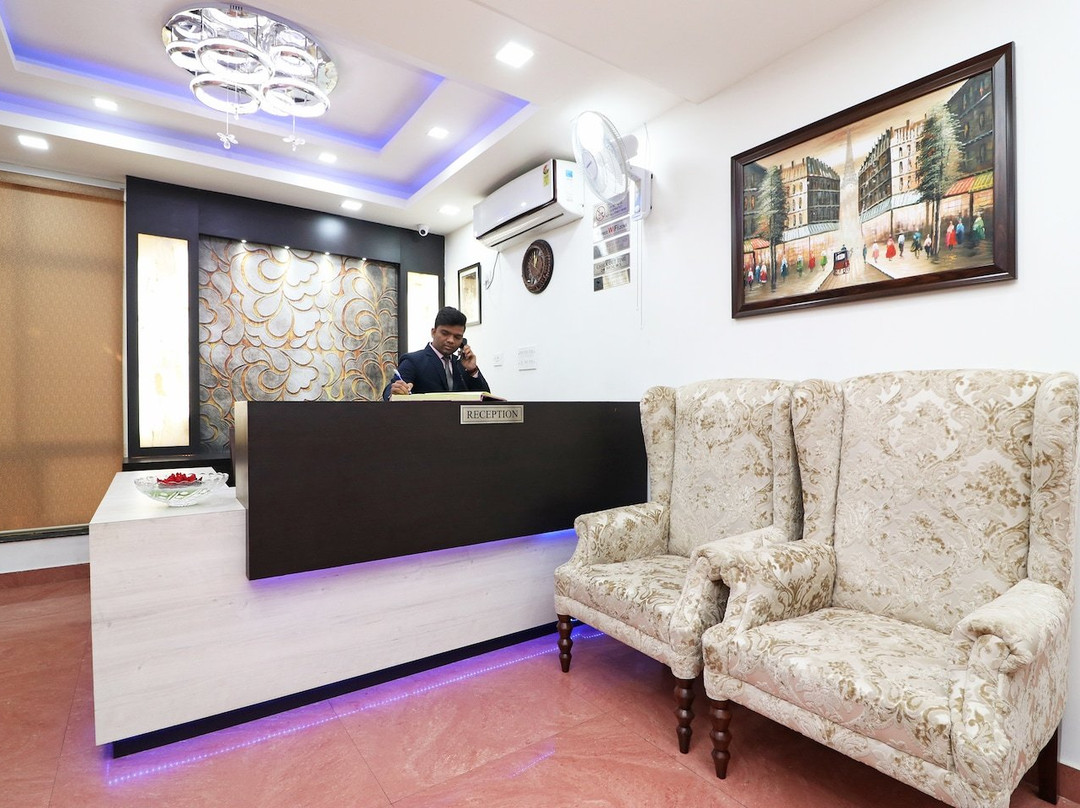 OYO 24897 Max Inn