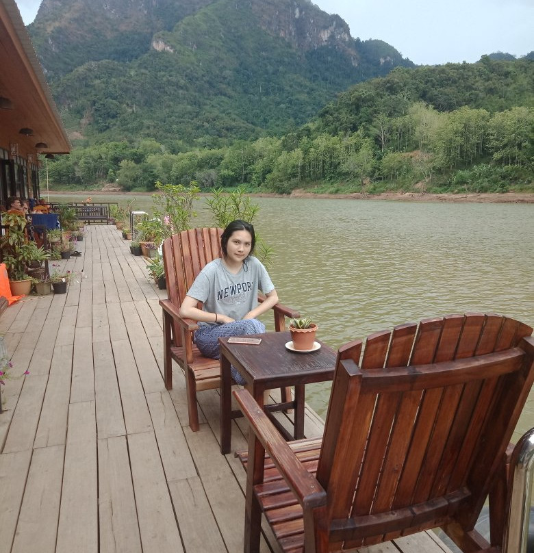 Ou River House主图