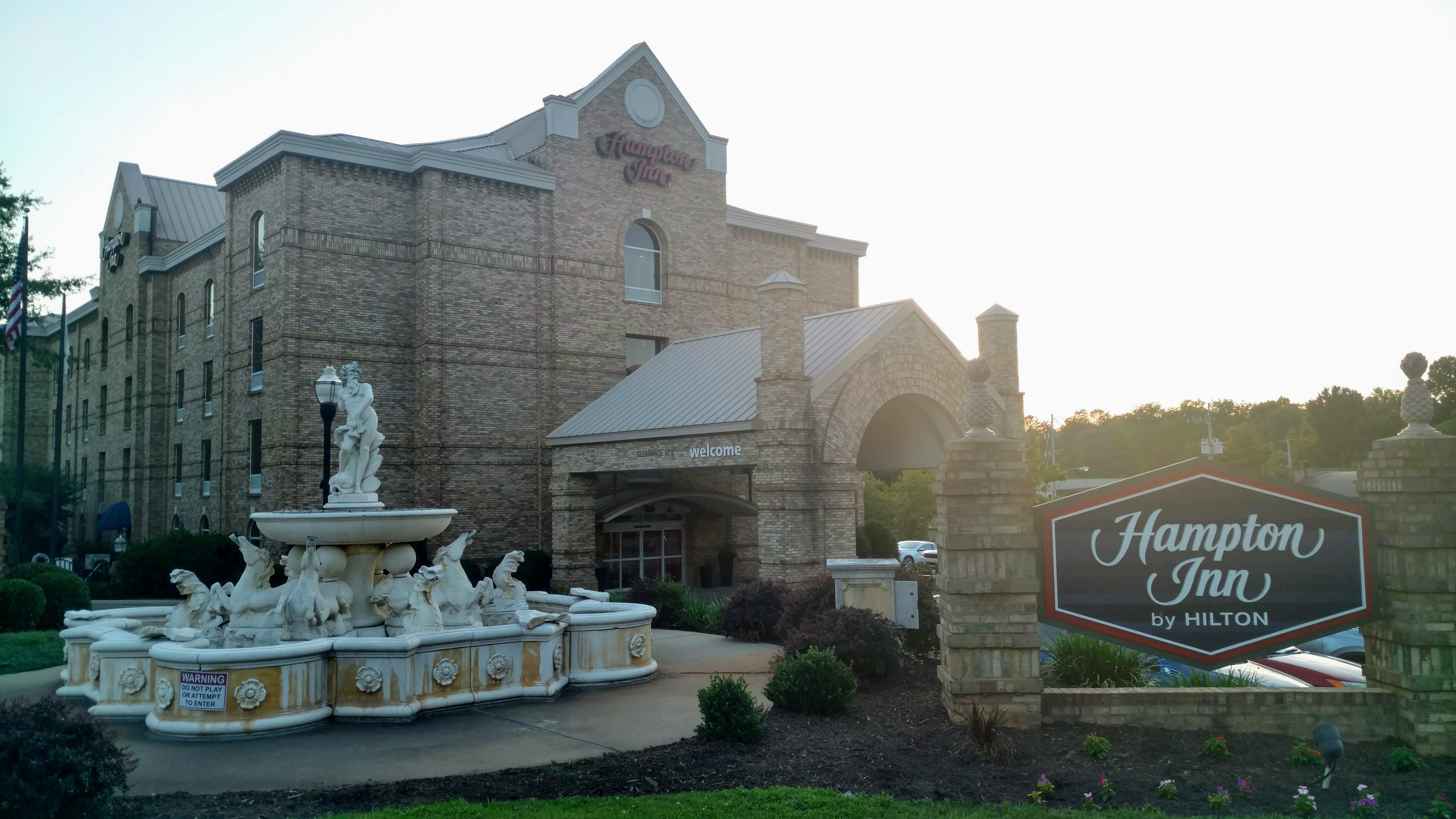 Hampton Inn Newberry-Opera House-浴室