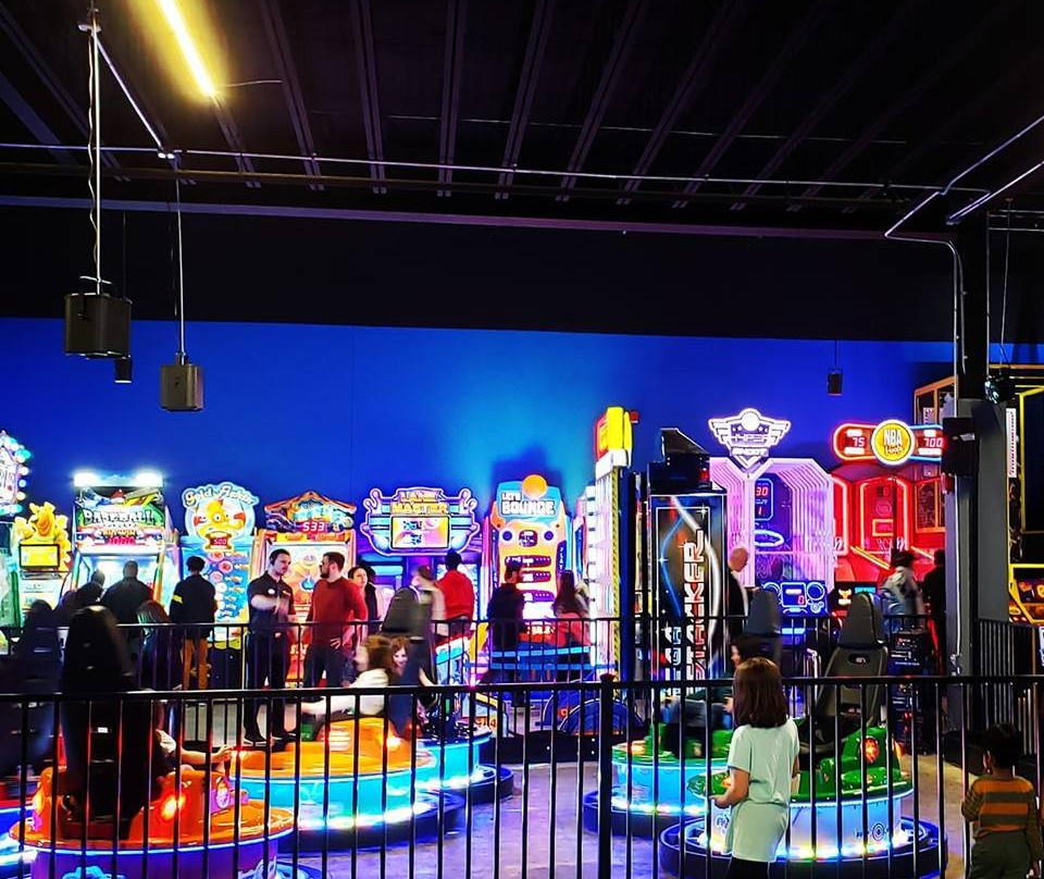 Allegiant nonstop-沃伦必去景点