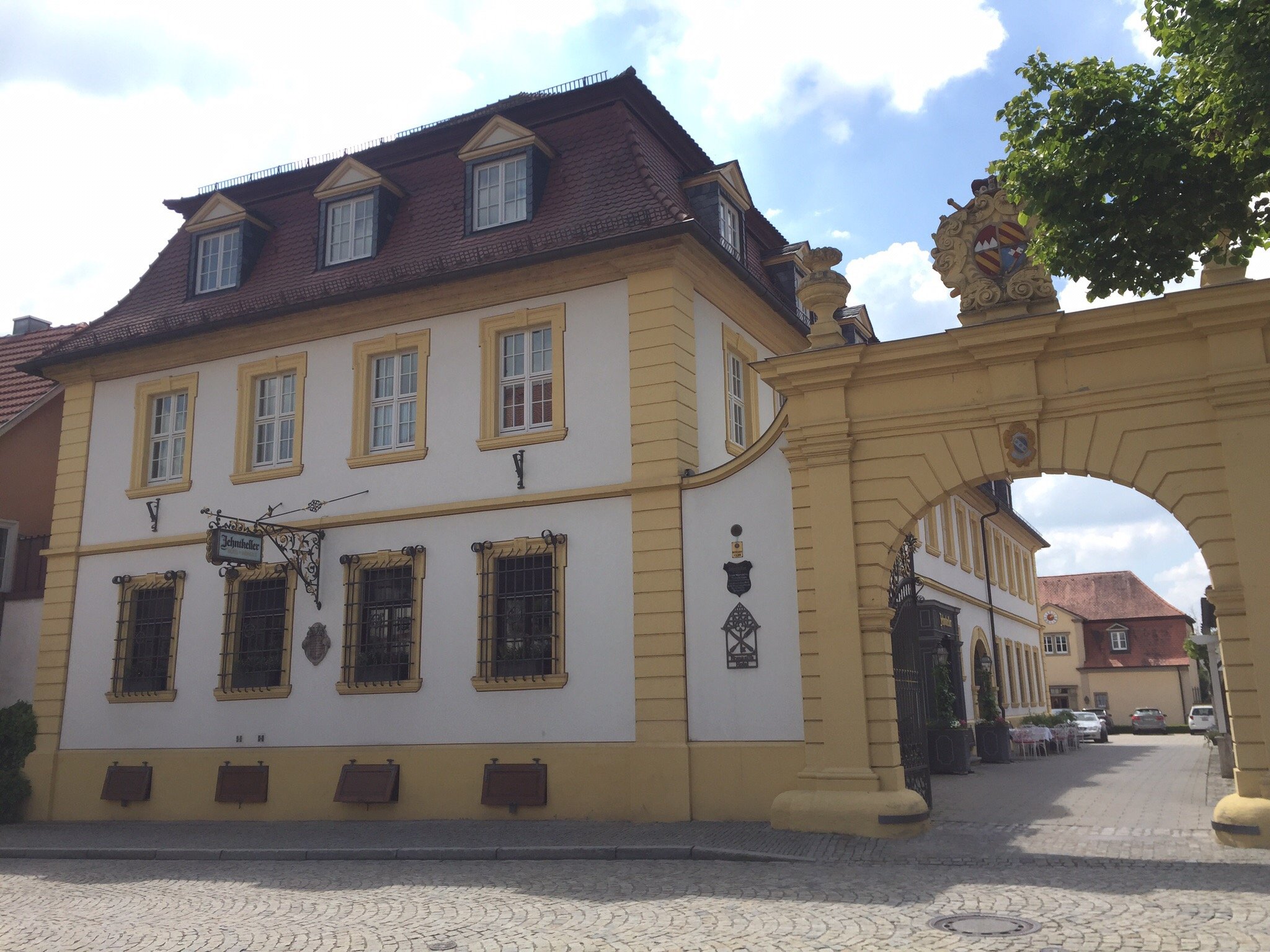 Romantik Hotel Zehntkeller-官方