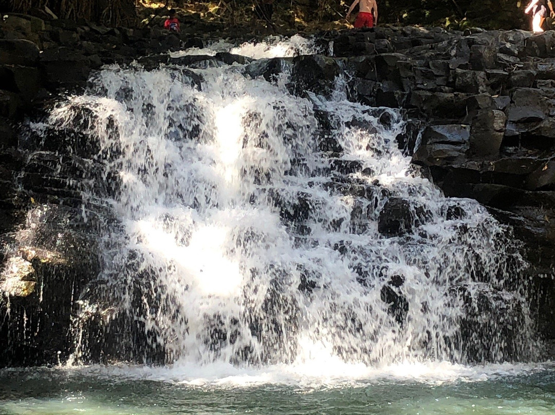 双子瀑布-夏威夷大岛必去景点