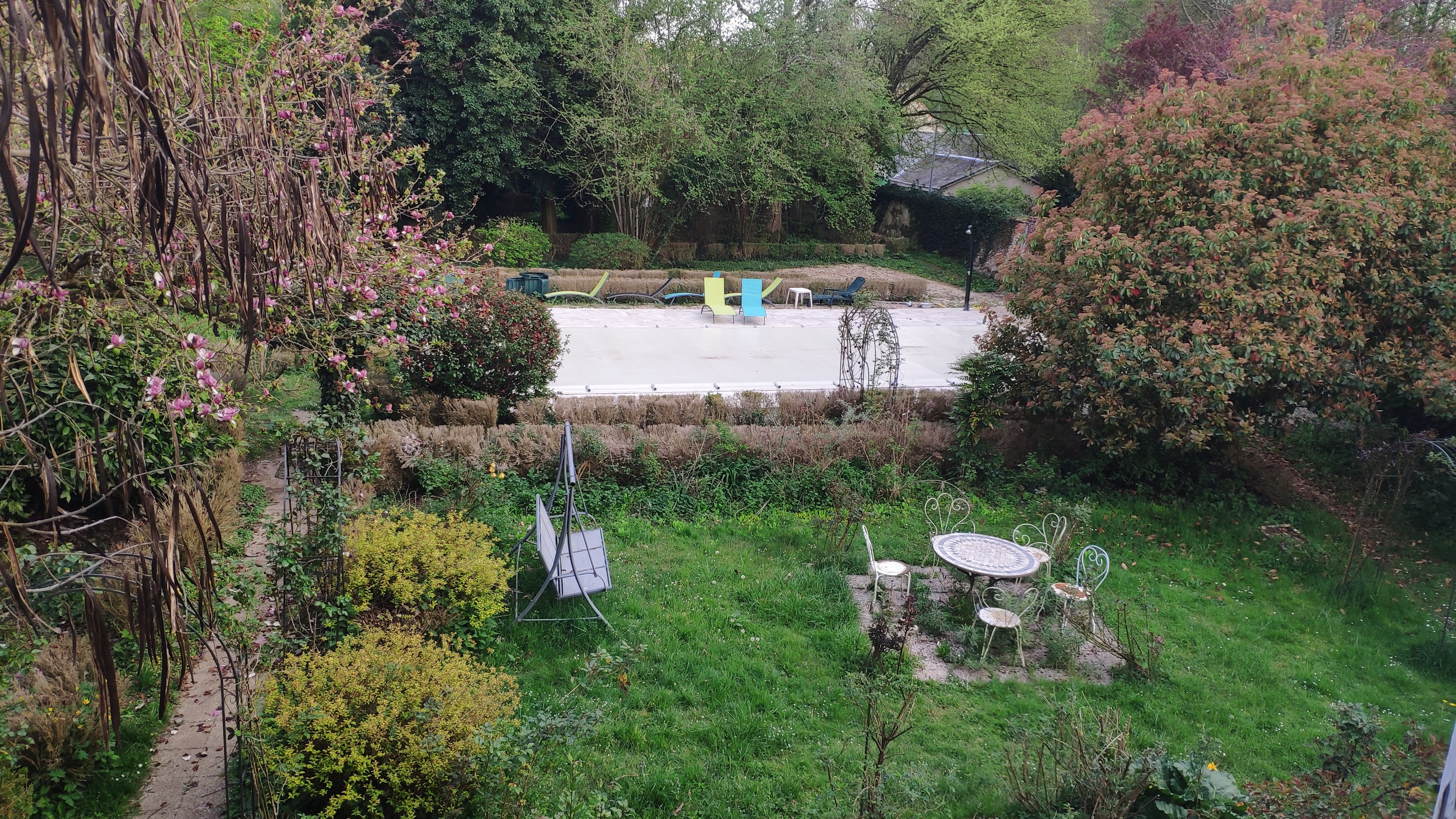 Il etait une fois... un jardin-泳池