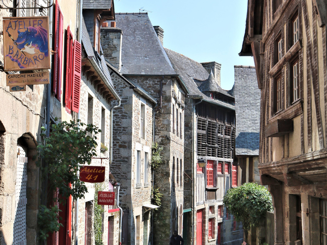 Port de Dinan-迪楠必去景点
