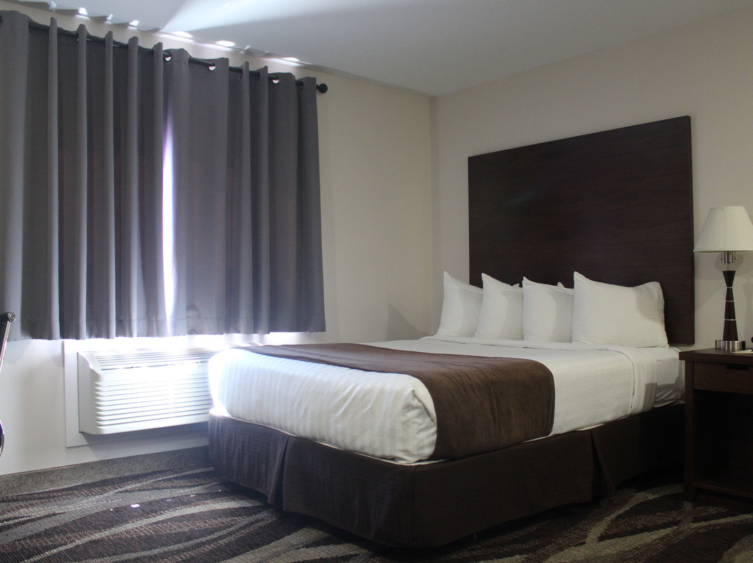 Walking Eagle Inn & Lodge主图