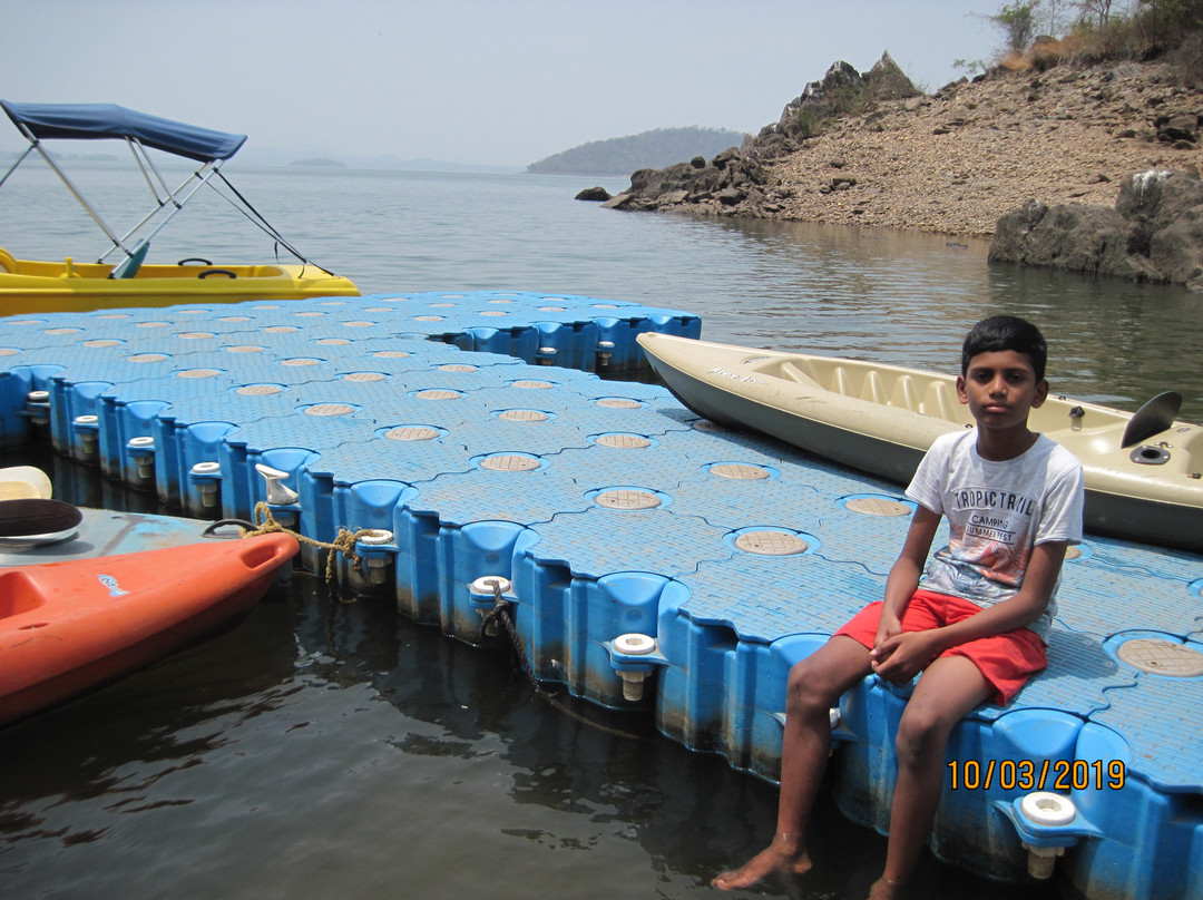 河燕鸥小屋主图