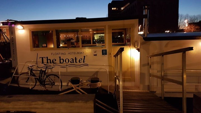 船上酒店船屋主图