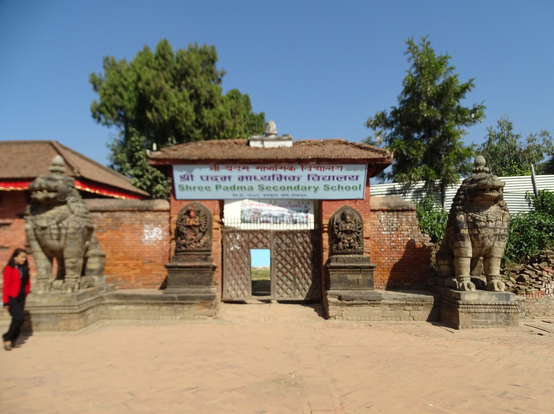 Ugrachandi and Bhairav Statues-巴克塔布必去景点