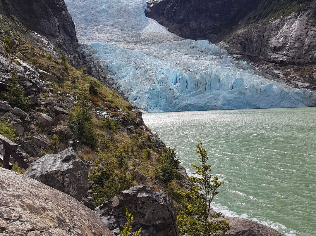 Serrano Glacier景点图片