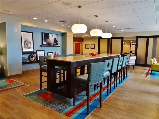 Hampton Inn Plant City主图