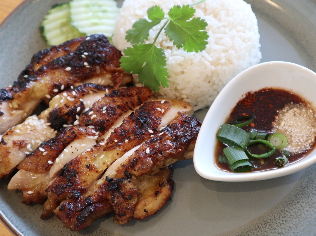 Kao Suay Thai Cuisine