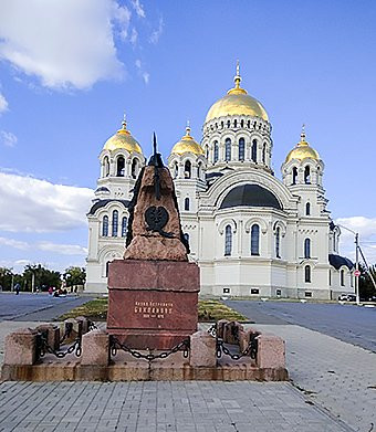 Baklanov Statue景点图片