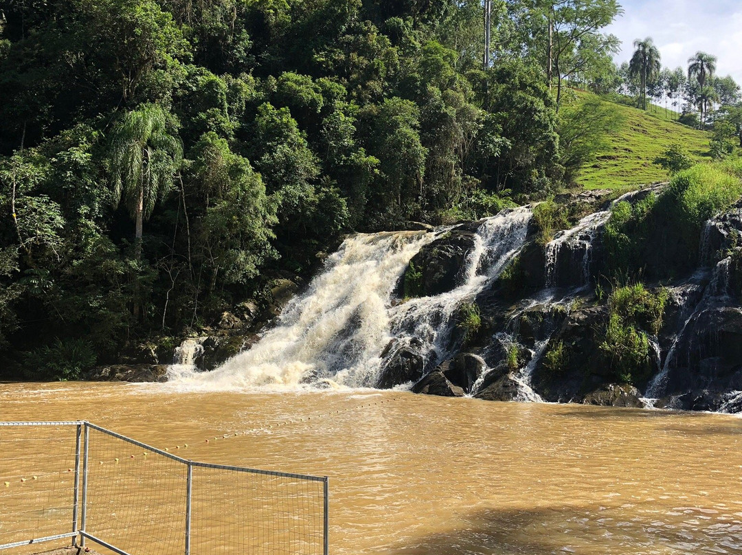 Cascata Salto do Rio Capivara景点图片