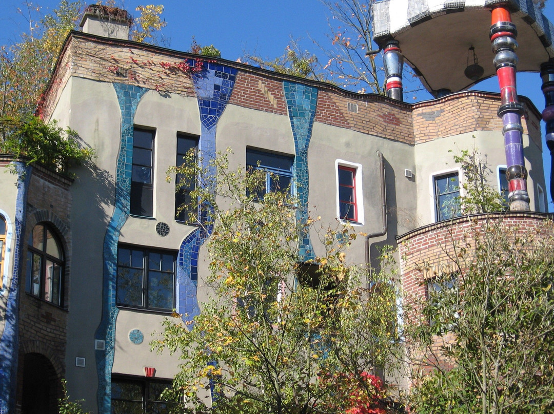 Hundertwasserhaus景点图片