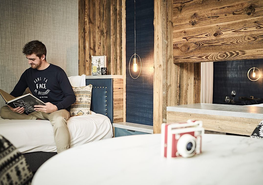 阿尔蒂图德酒店主图