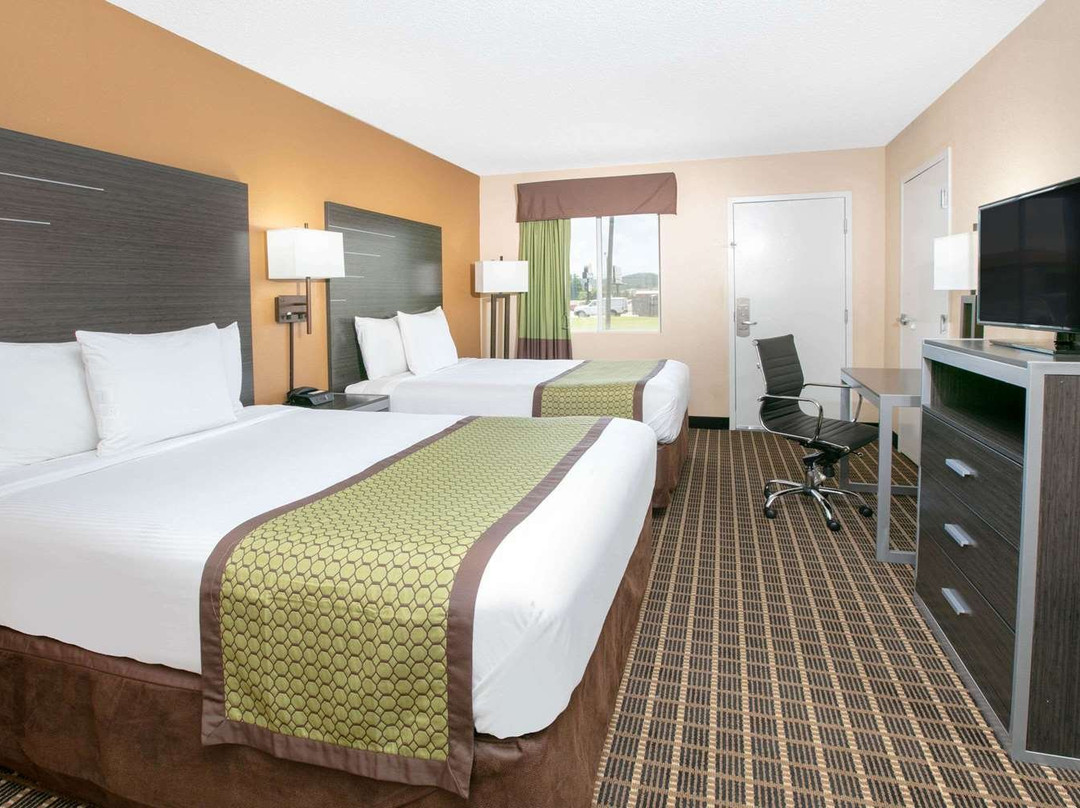 Days Inn by Wyndham Hamilton主图