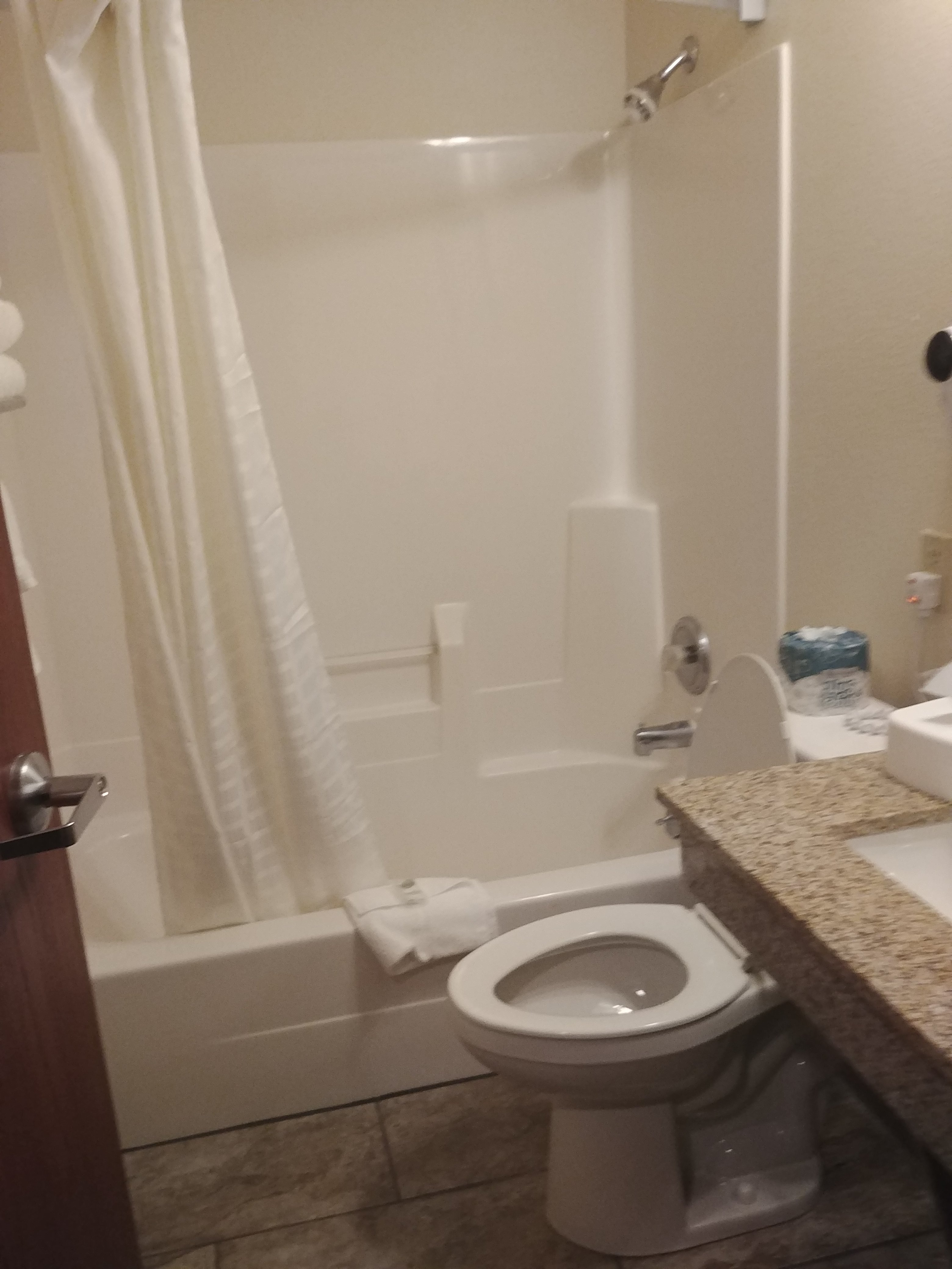 Cobblestone Inn & Suites - Merrill-浴室