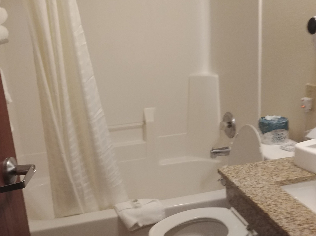 Cobblestone Inn & Suites - Merrill主图