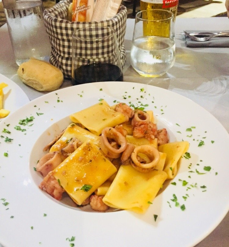 La Taverna Ristorante Pizzeria