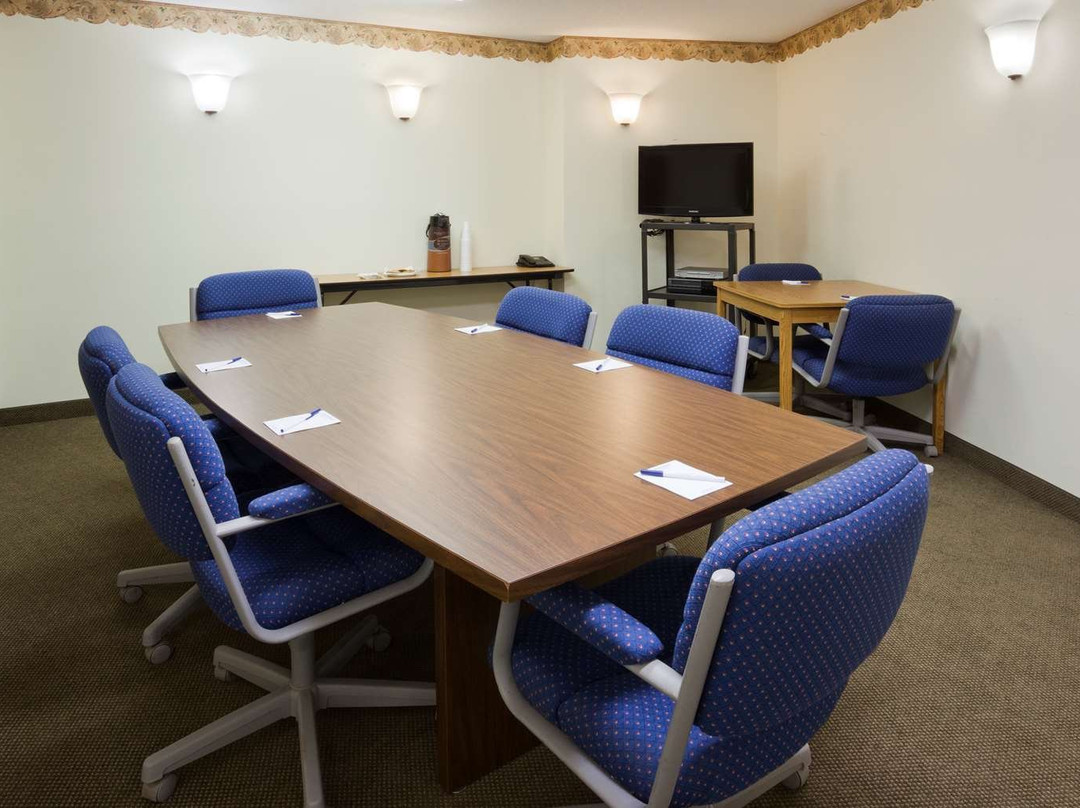 GrandStay Hotel & Suites Montevideo主图