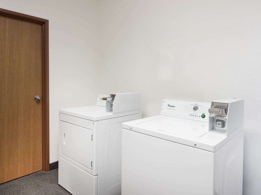 Super 8 by Wyndham Columbia East主图