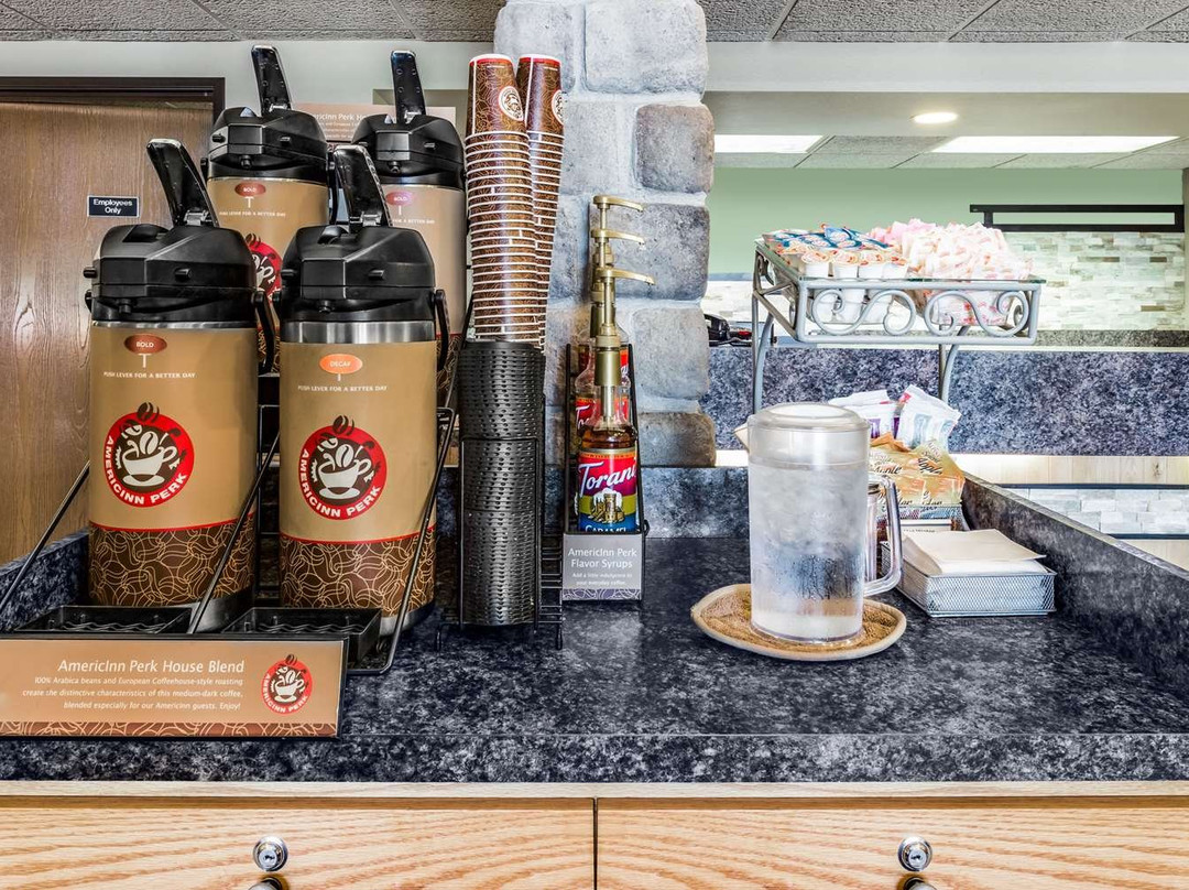 AmericInn by Wyndham Hampton主图