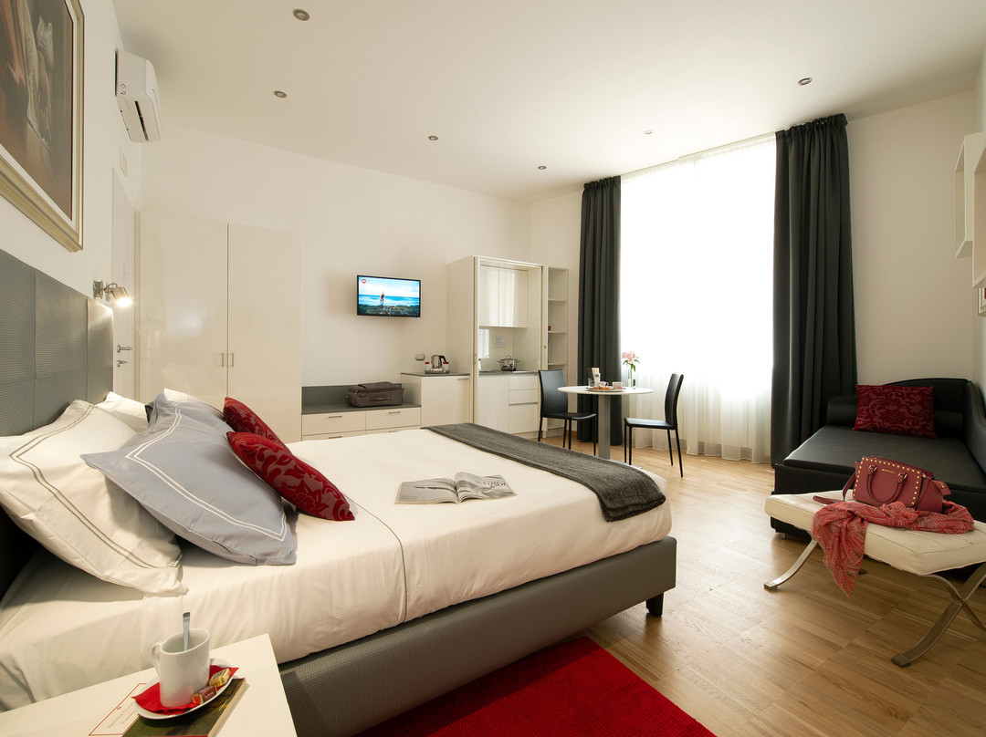 Monza City Rooms & Studios主图